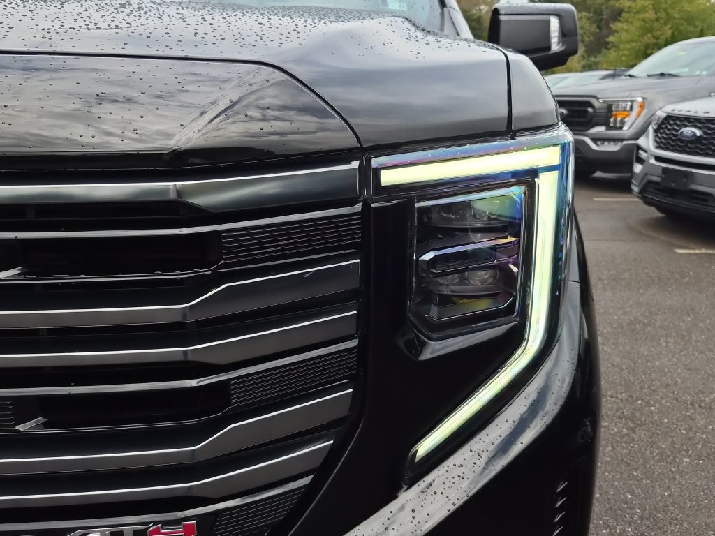 Used 2026 GMC Sierra 1500 AT4 w/ AT4 Premium Package AWD/4WD image 4