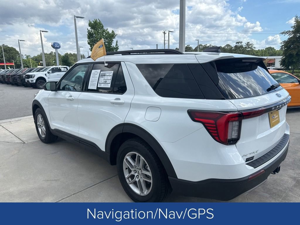 Certified 2026 Ford Explorer Active w/ Active Comfort Package RWD image 4