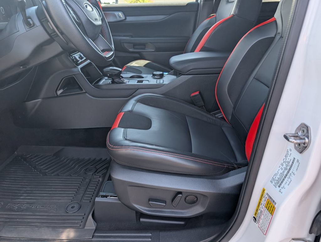 Certified 2024 Ford Ranger Raptor AWD/4WD image 10