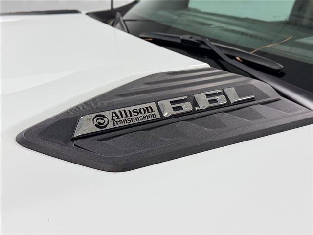 Used 2024 Chevrolet Silverado 3500 LT w/ Safety Package image 10