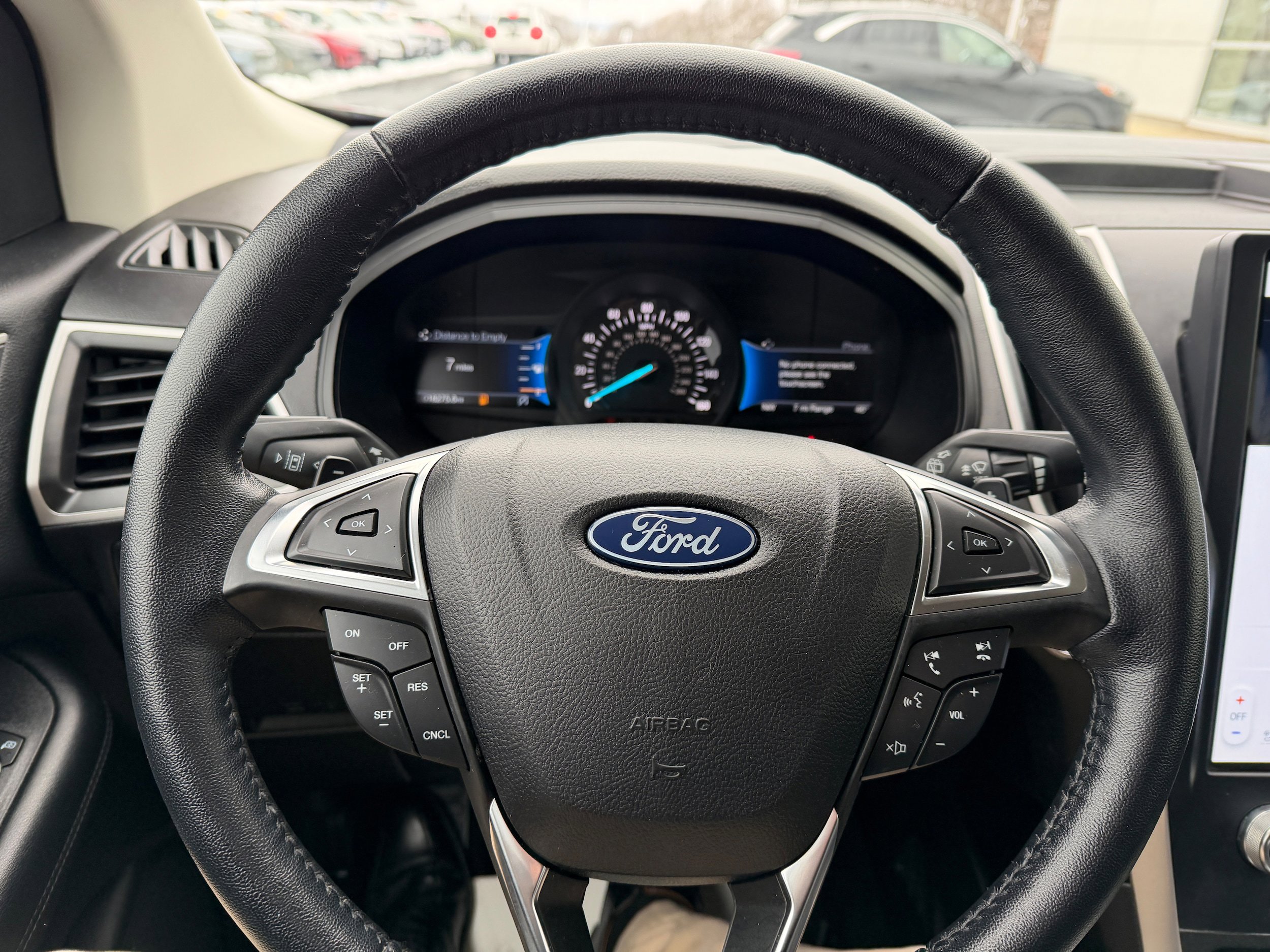 Certified 2024 Ford Edge SEL w/ Convenience Package AWD/4WD image 16