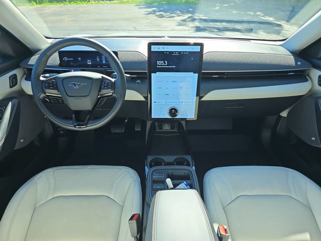 Certified 2025 Ford Mustang Mach-E Premium AWD/4WD image 17