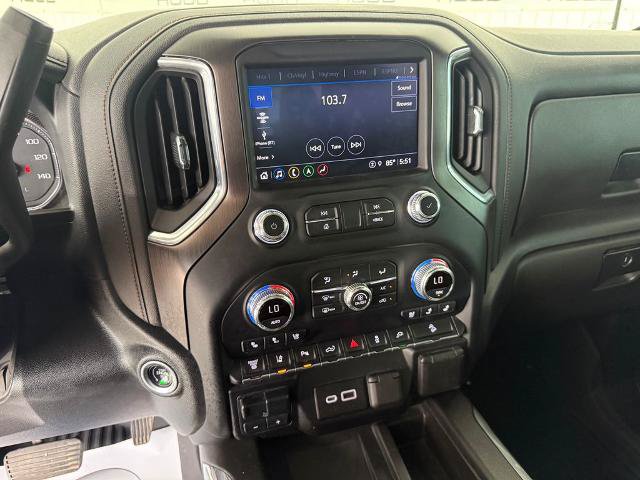 Used 2022 GMC Sierra 2500 AT4 w/ AT4 Preferred Package AWD/4WD image 4
