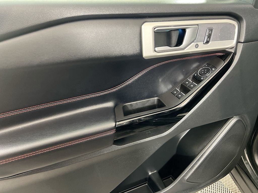 Certified 2022 Ford Explorer ST-Line w/ Class IV Trailer Tow Package image 23