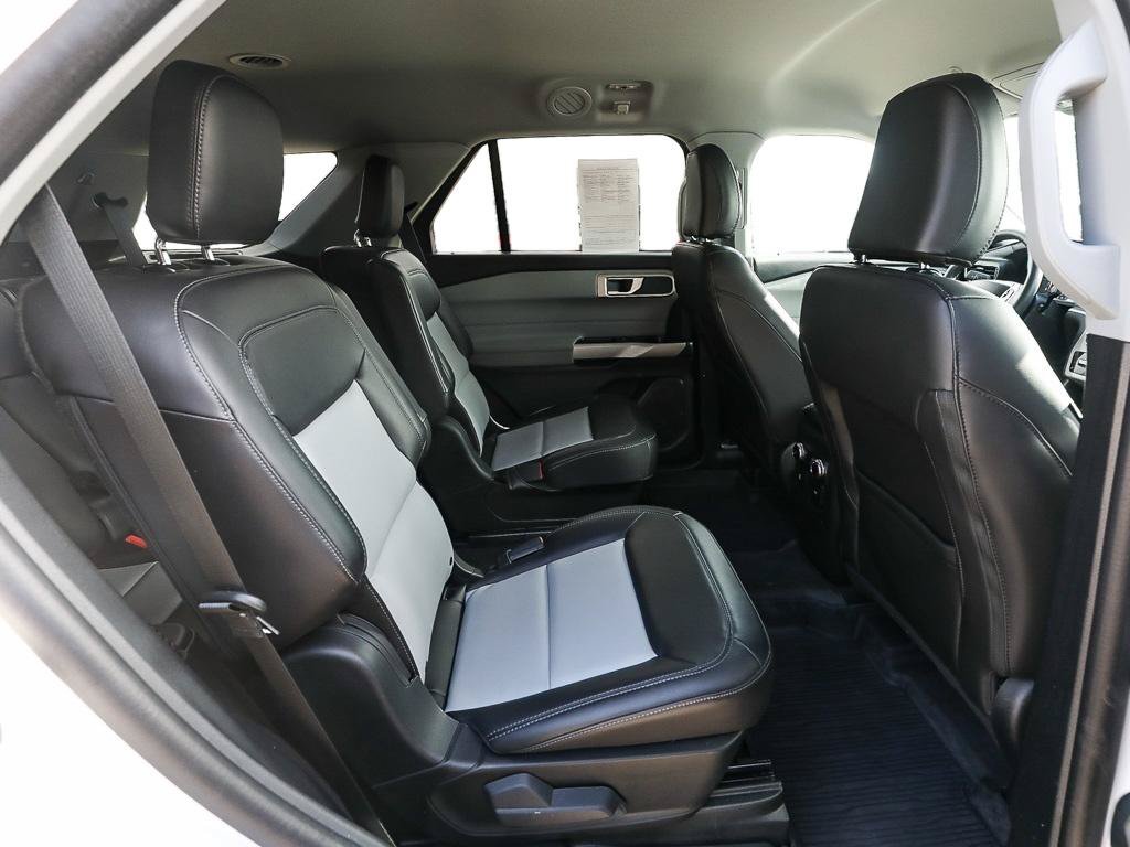 Certified 2024 Ford Explorer XLT w/ Equipment Group 202A AWD/4WD image 24