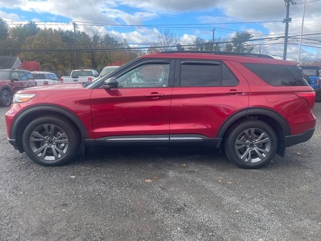 Certified 2023 Ford Explorer XLT w/ Equipment Group 202A image 2