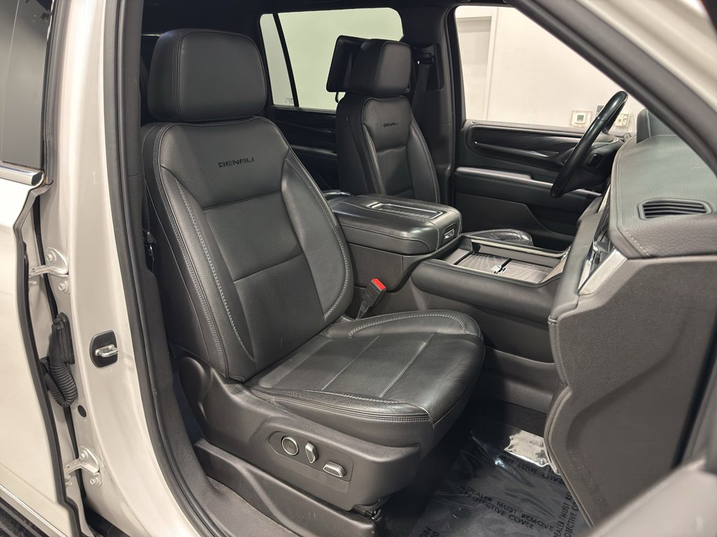 Used 2021 GMC Yukon XL Denali w/ Denali Ultimate Package image 39