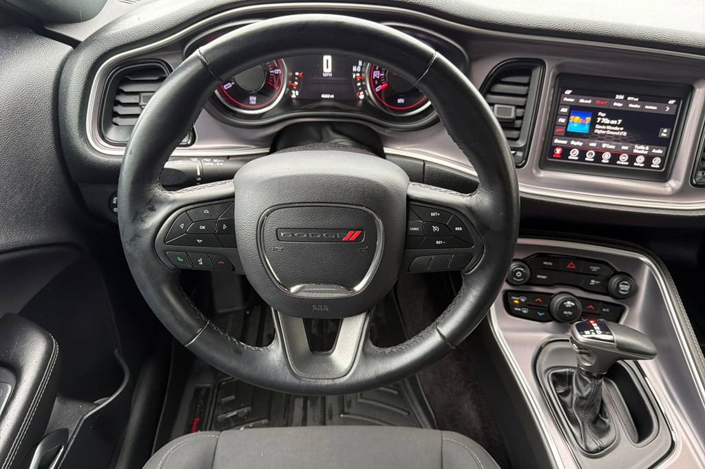 Used 2019 Dodge Challenger SXT image 14