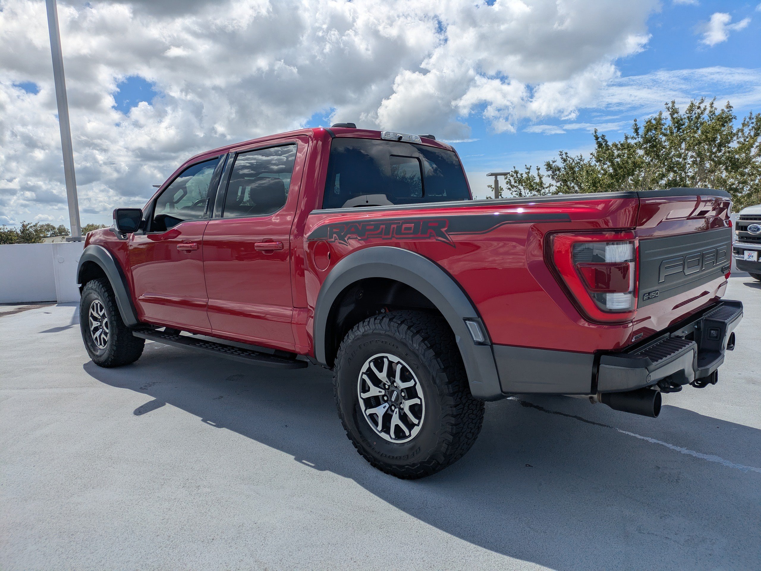 Certified 2023 Ford F150 Raptor AWD/4WD image 6