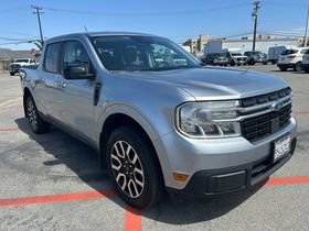 Certified 2024 Ford Maverick Lariat FWD image 3