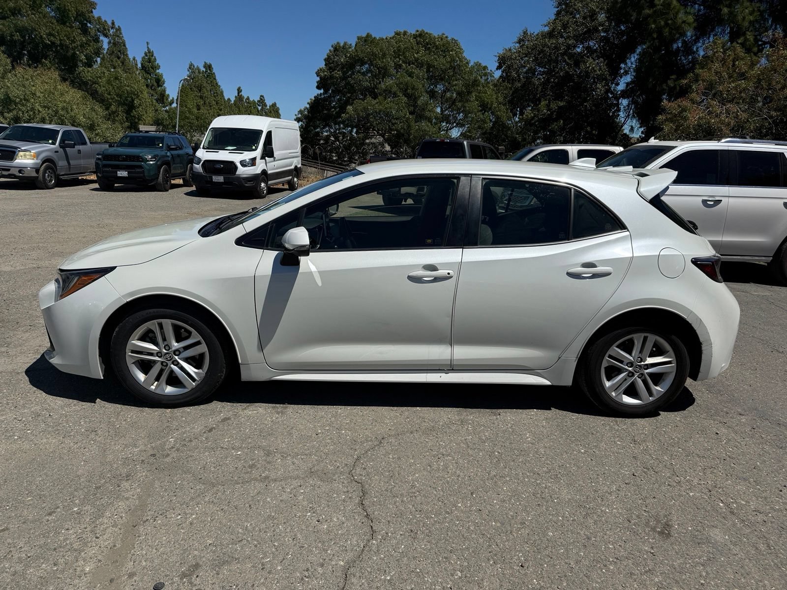 Used 2019 Toyota Corolla SE w/ SE Option Package FWD image 2