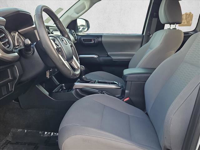 Used 2017 Toyota Tacoma SR5 w/ Tow Package AWD/4WD image 15