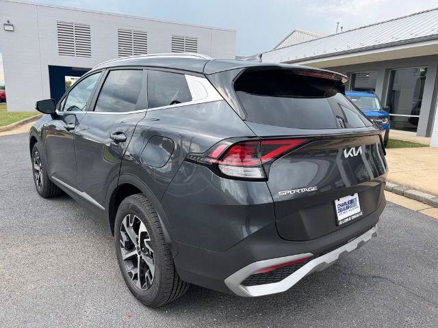 Used 2024 Kia Sportage EX AWD/4WD image 3