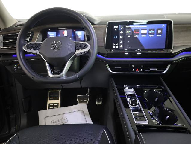 Used 2024 Volkswagen Atlas SEL Premium R-Line AWD/4WD image 14