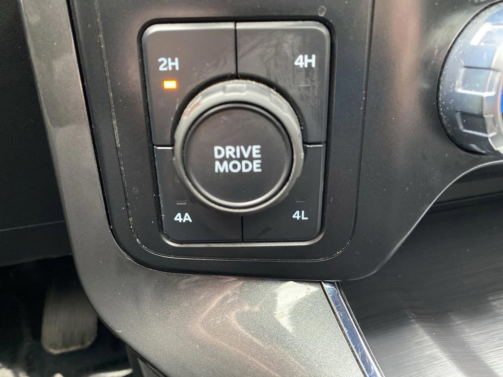 Certified 2023 Ford F150 Lariat image 30