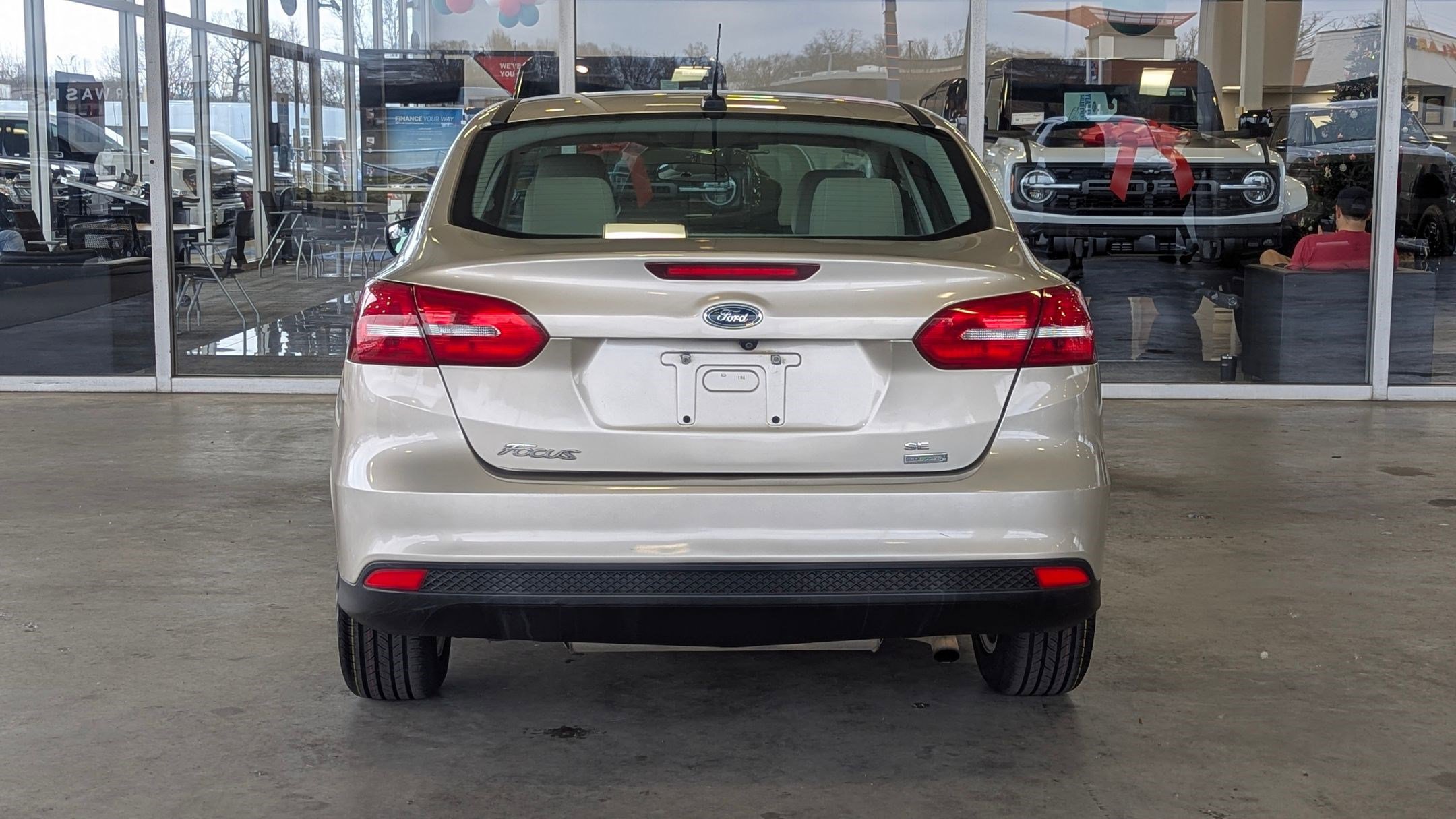 Certified 2018 Ford Focus SE image 9