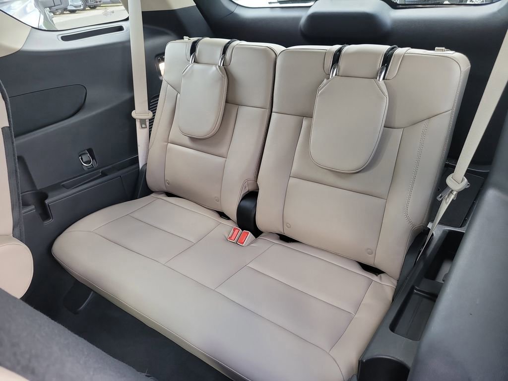 Certified 2022 Ford Explorer Limited w/ Equipment Group 301A image 12