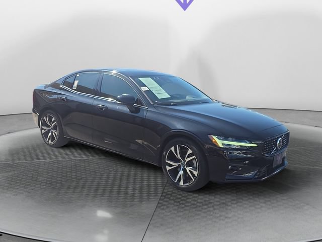 Used 2024 Volvo S60 B5 Plus AWD/4WD image 7