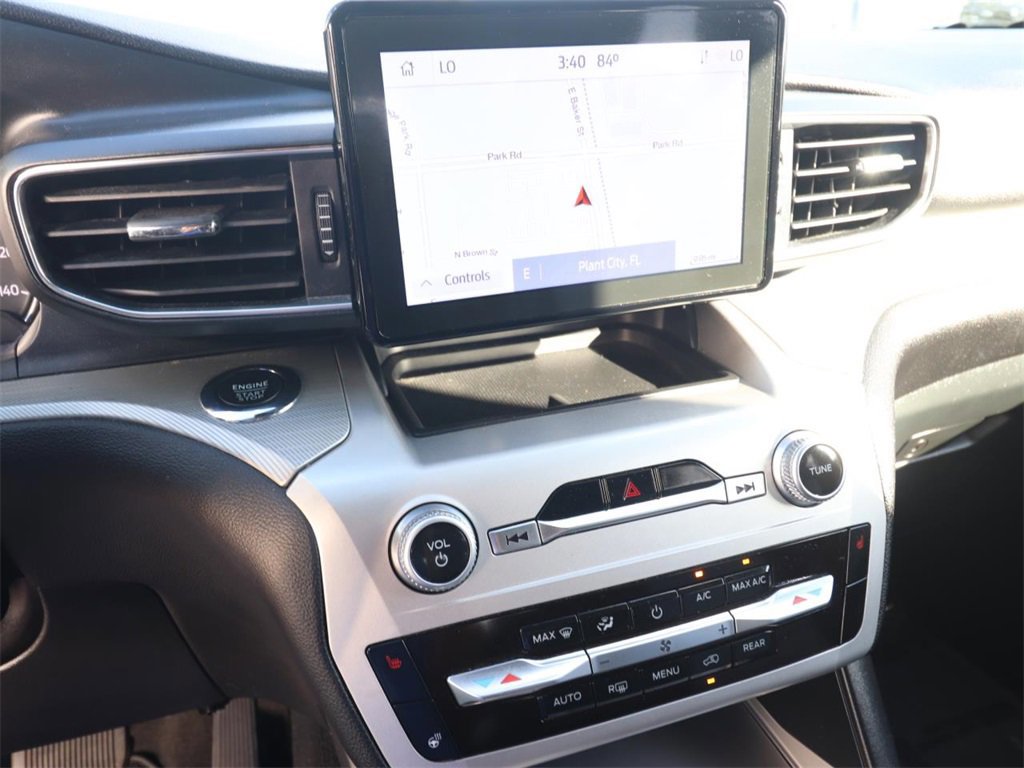 Certified 2022 Ford Explorer XLT w/ Equipment Group 202A image 20