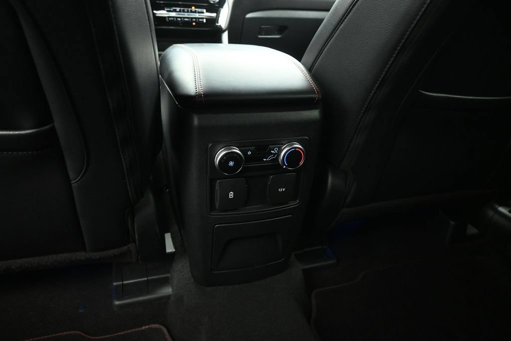 Certified 2023 Ford Explorer ST-Line w/ Class IV Trailer Tow Package RWD image 19
