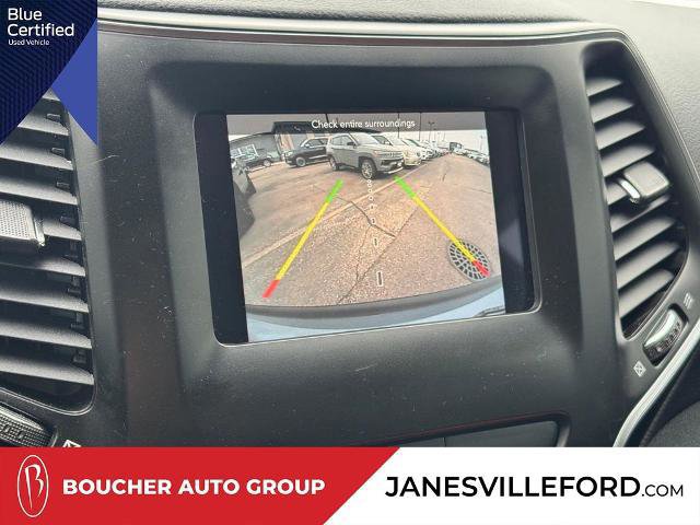 Used 2020 Jeep Cherokee Latitude Plus image 24