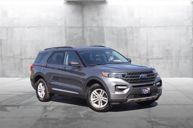 Certified 2024 Ford Explorer XLT w/ Equipment Group 202A AWD/4WD image 2