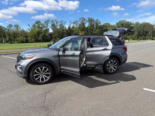 Certified 2023 Ford Edge ST-Line AWD/4WD image 21