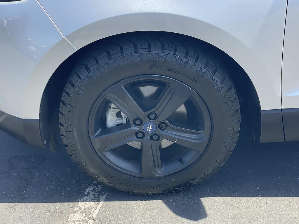 Certified 2019 Ford Edge SEL w/ Equipment Group 201A FWD image 38