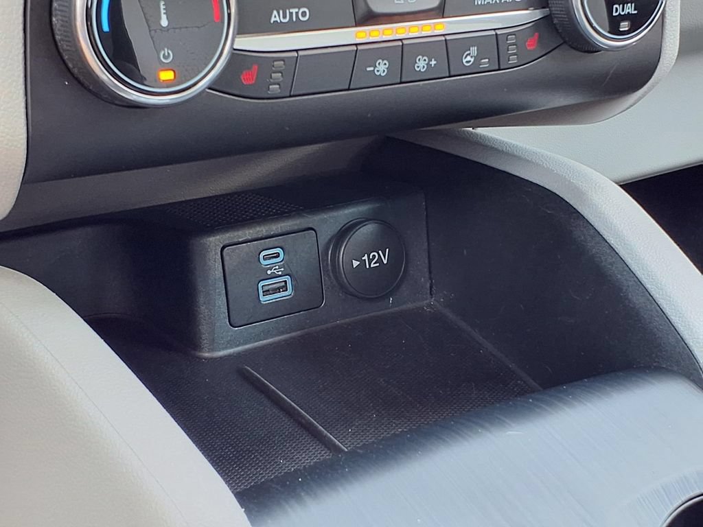 Certified 2023 Ford Escape Active AWD/4WD image 15