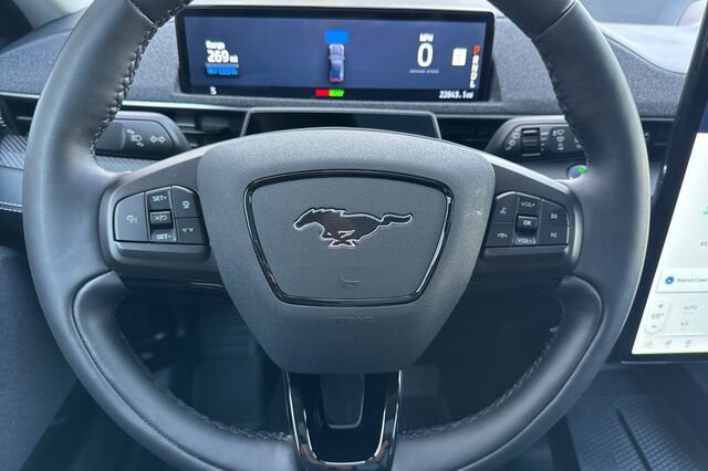 Certified 2022 Ford Mustang Mach-E Premium AWD/4WD image 21