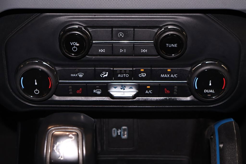 Certified 2022 Ford Bronco Black Diamond AWD/4WD image 28