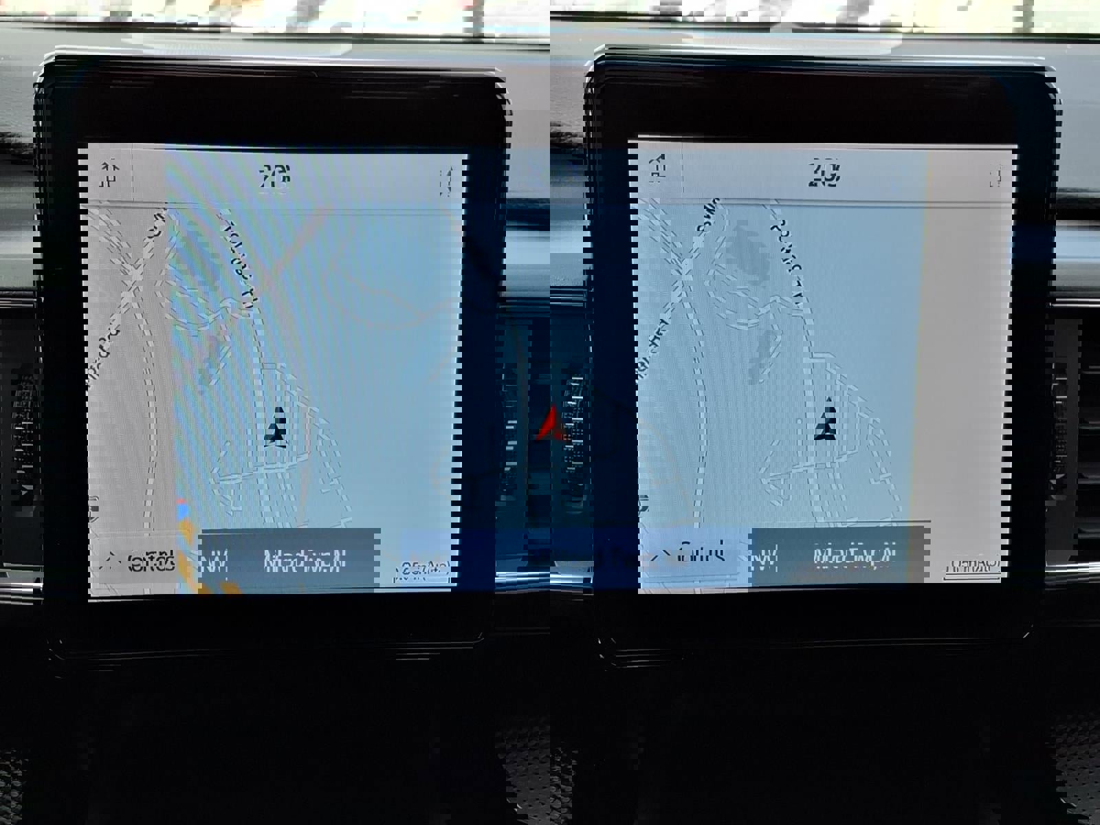 Certified 2024 Ford Explorer ST-Line w/ Class IV Trailer Tow Package image 20