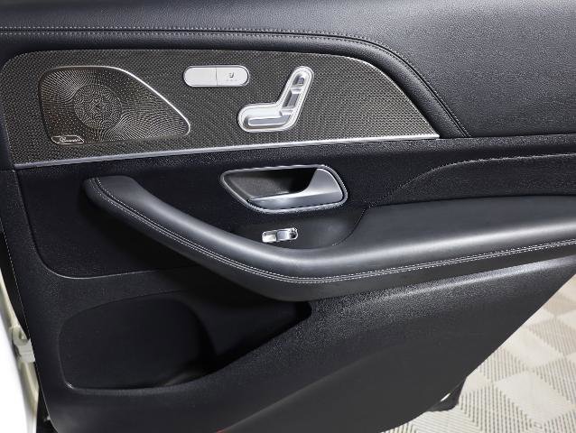 Used 2022 Mercedes-Benz GLS 450 4MATIC image 32