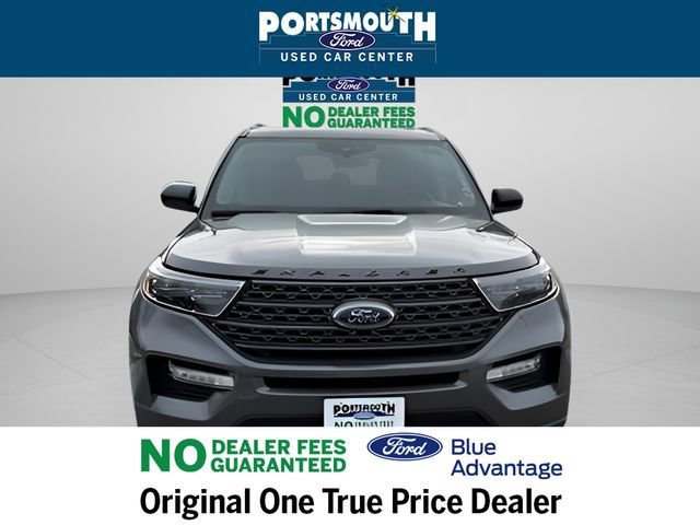 Certified 2022 Ford Explorer XLT w/ Equipment Group 202A image 9
