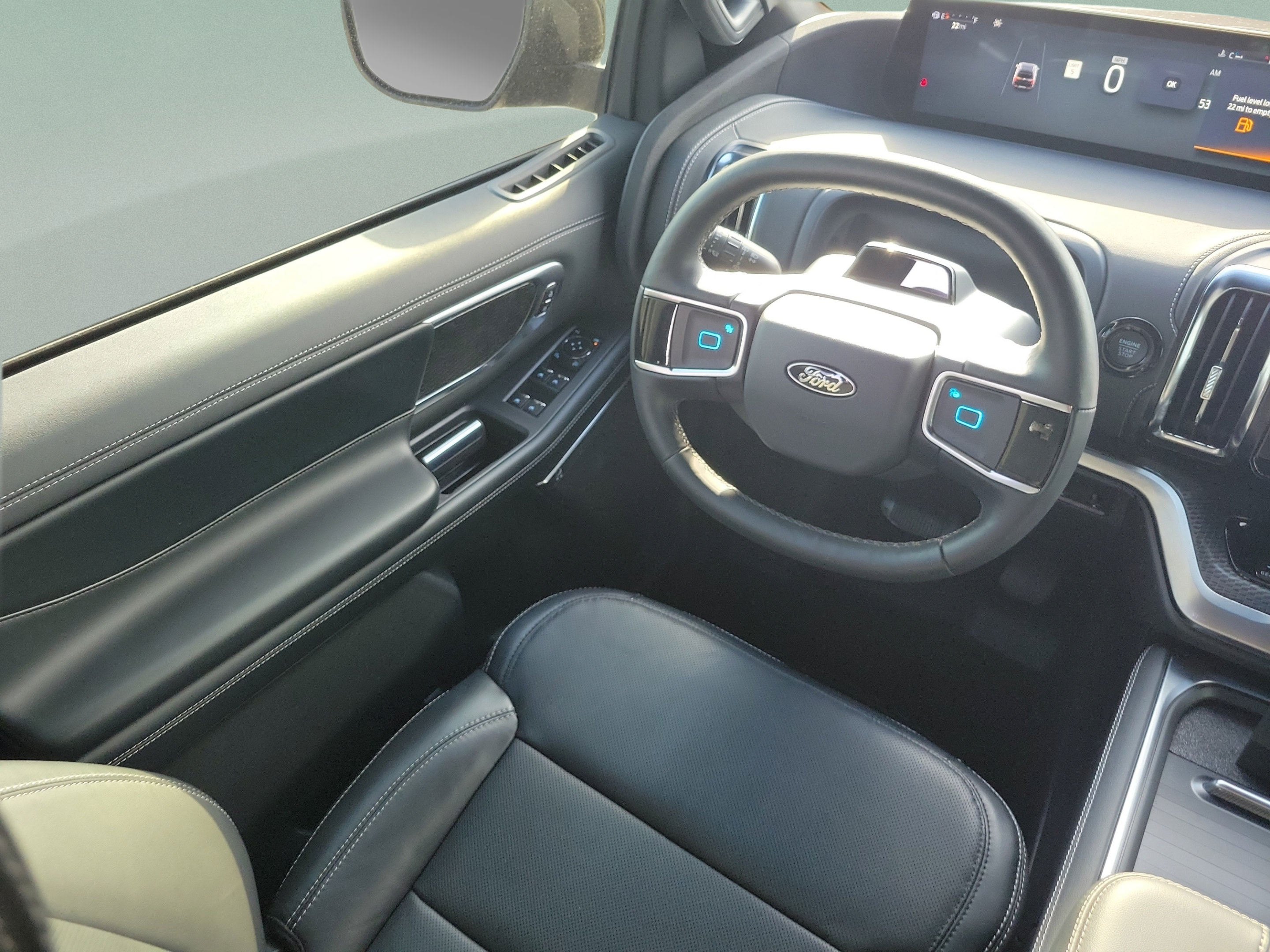 Certified 2026 Ford Expedition Max Platinum w/ Stealth Performance Package AWD/4WD image 18