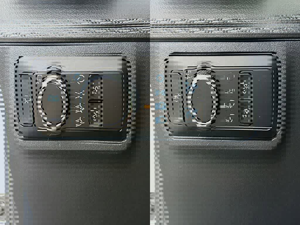 Certified 2024 Ford Mustang Premium image 24