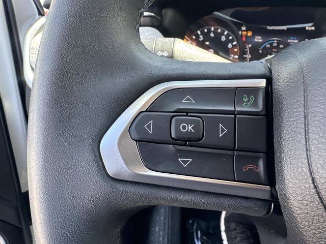 Used 2022 Jeep Compass Latitude FWD image 19