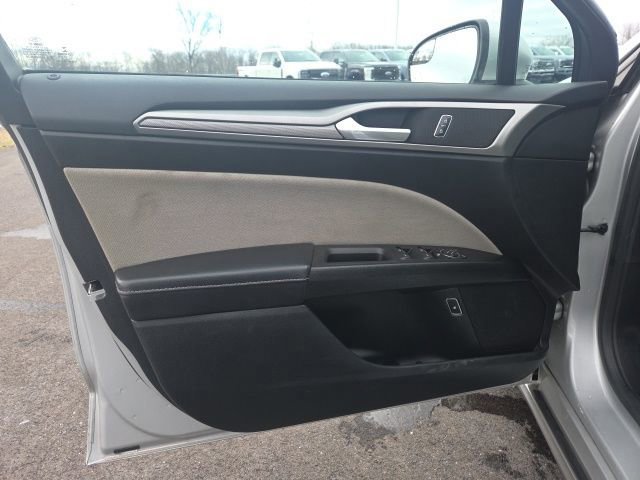 Certified 2018 Ford Fusion S FWD image 22