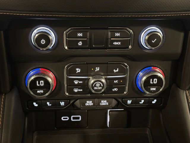 Used 2022 GMC Yukon AT4 AWD/4WD image 29