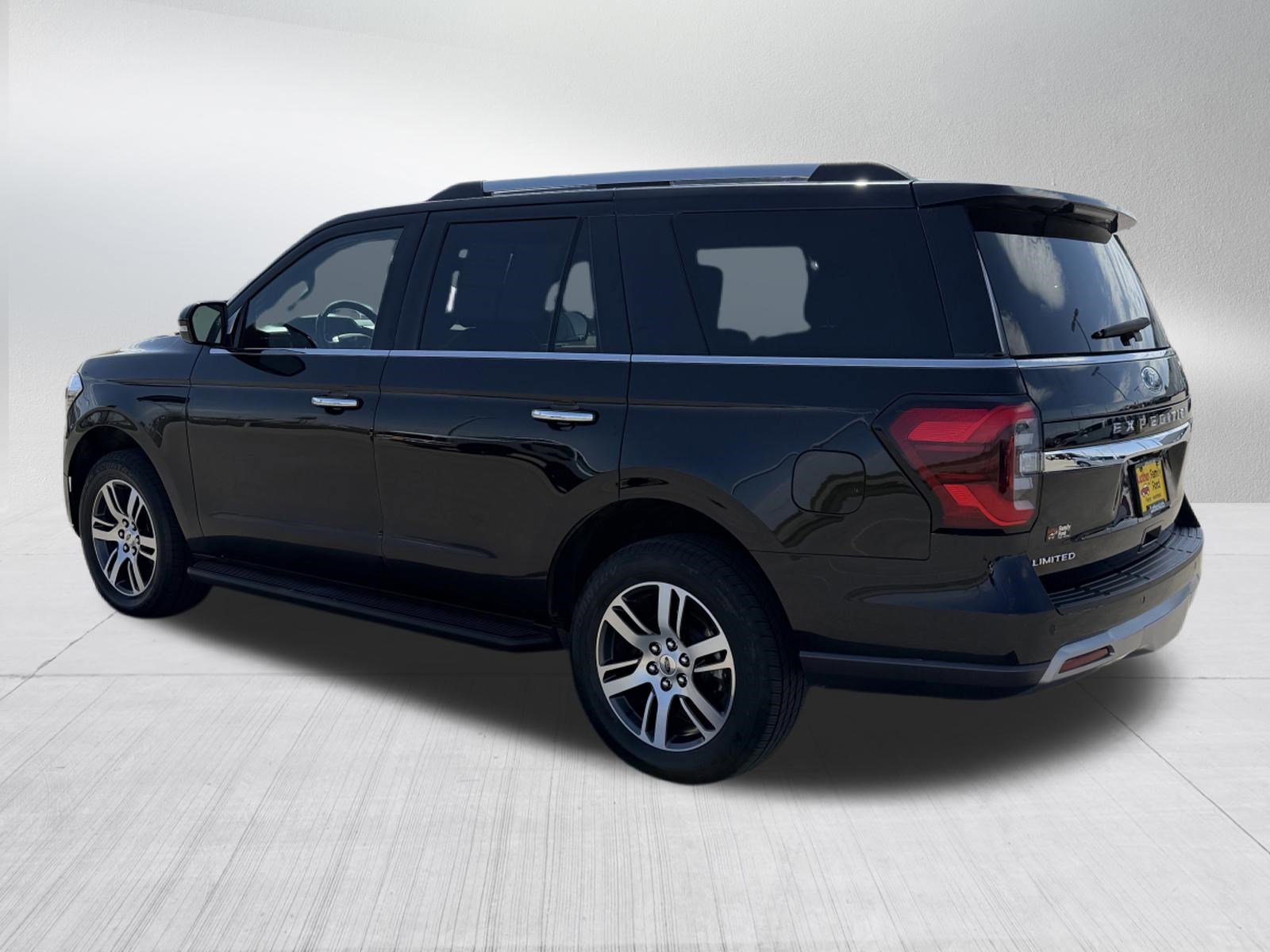 Certified 2024 Ford Expedition Limited AWD/4WD image 5