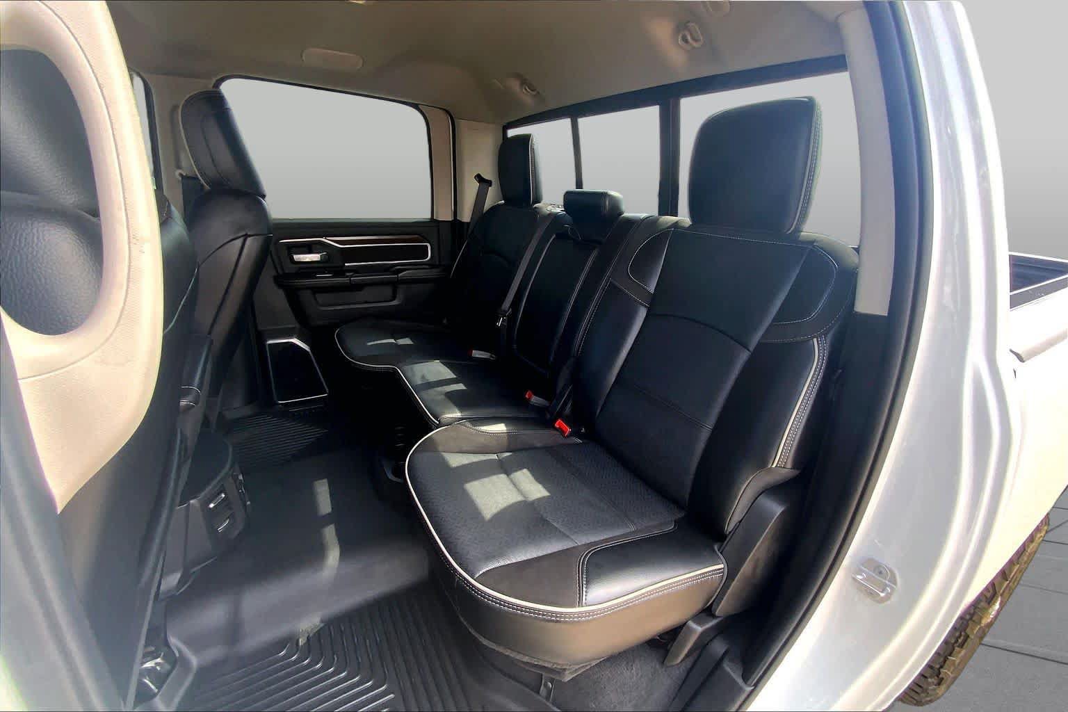Used 2024 RAM 2500 Laramie w/ Safety Group AWD/4WD image 21
