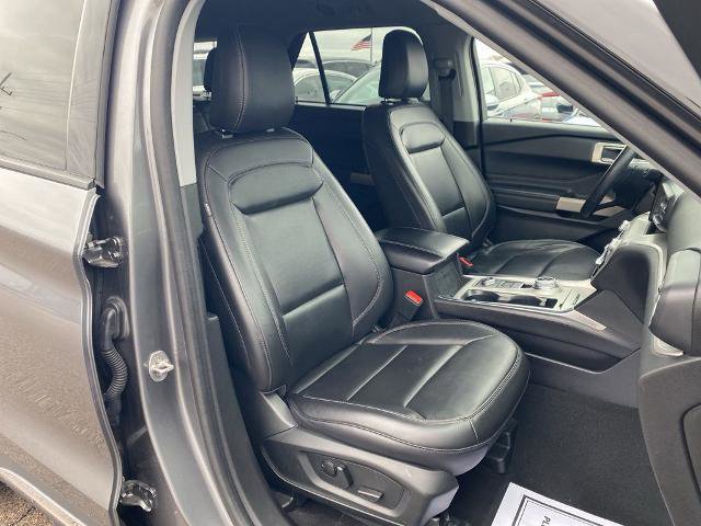 Certified 2023 Ford Explorer XLT w/ Equipment Group 202A image 26