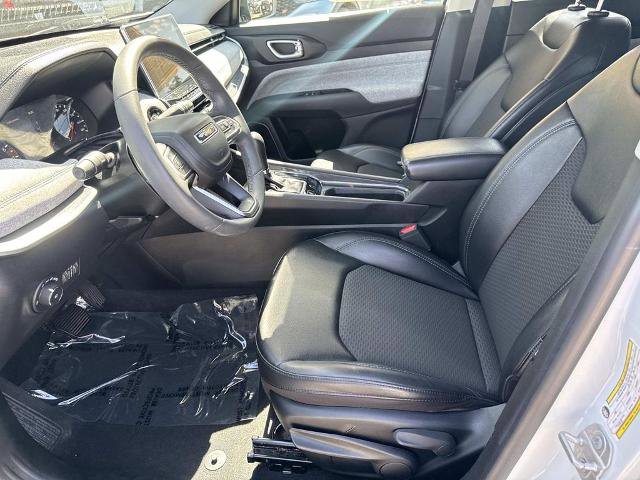 Used 2022 Jeep Compass Latitude FWD image 17