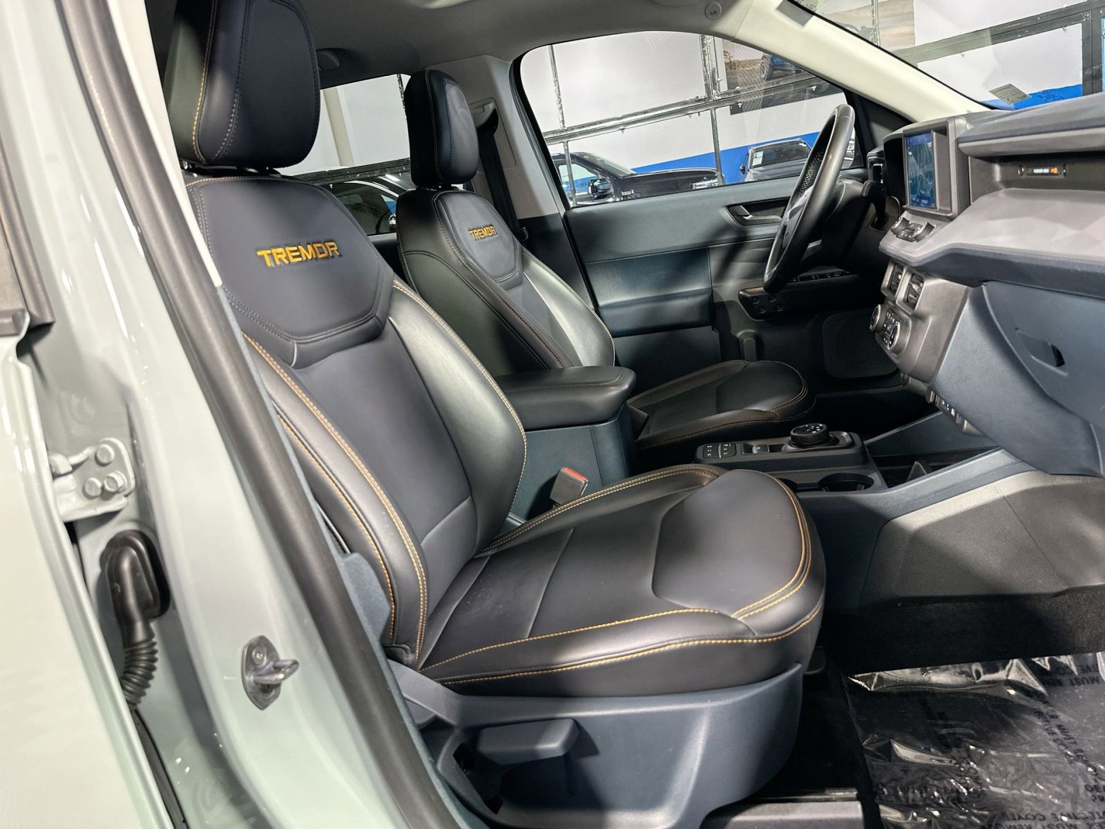 Certified 2024 Ford Maverick Tremor w/ Tremor Off-Road Package AWD/4WD image 34