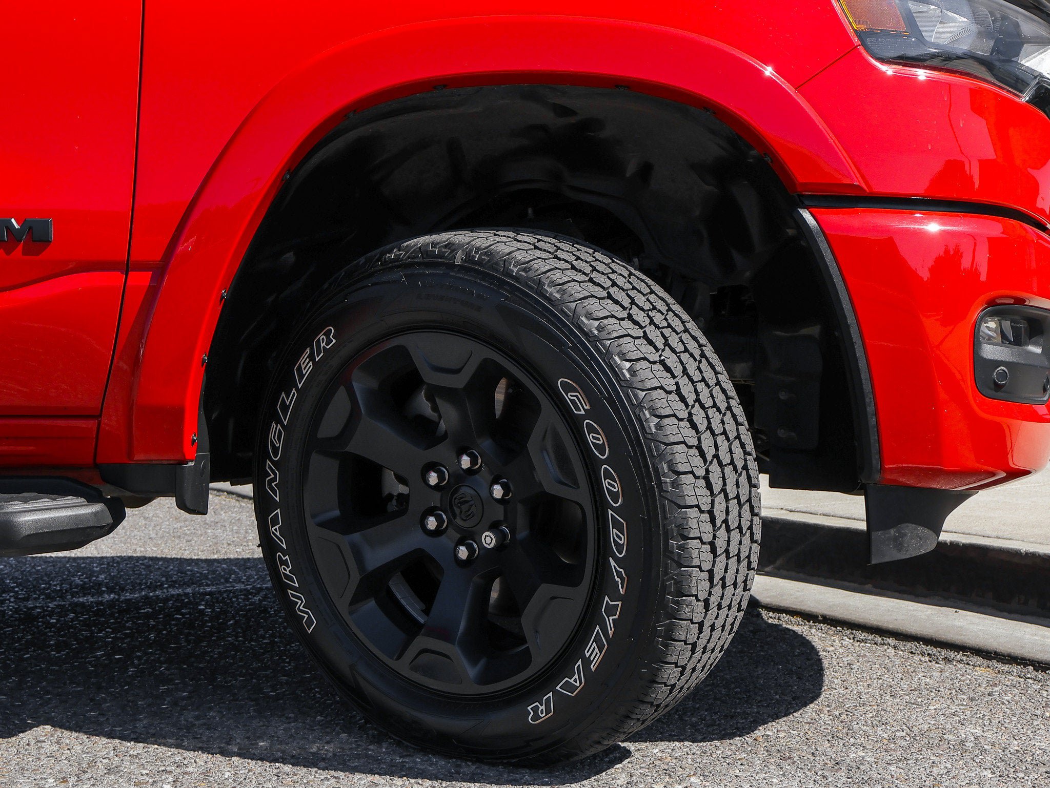 Used 2025 RAM 1500 Big Horn AWD/4WD image 13