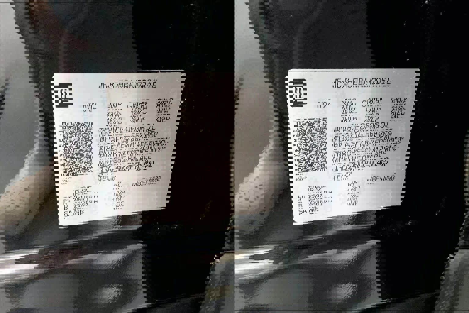 Used 2023 Cadillac XT4 Luxury w/ Cold Weather Package image 31