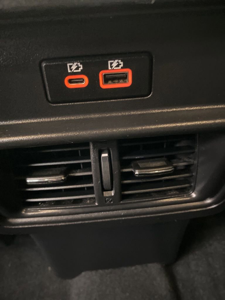 Used 2023 Nissan Murano SV image 22