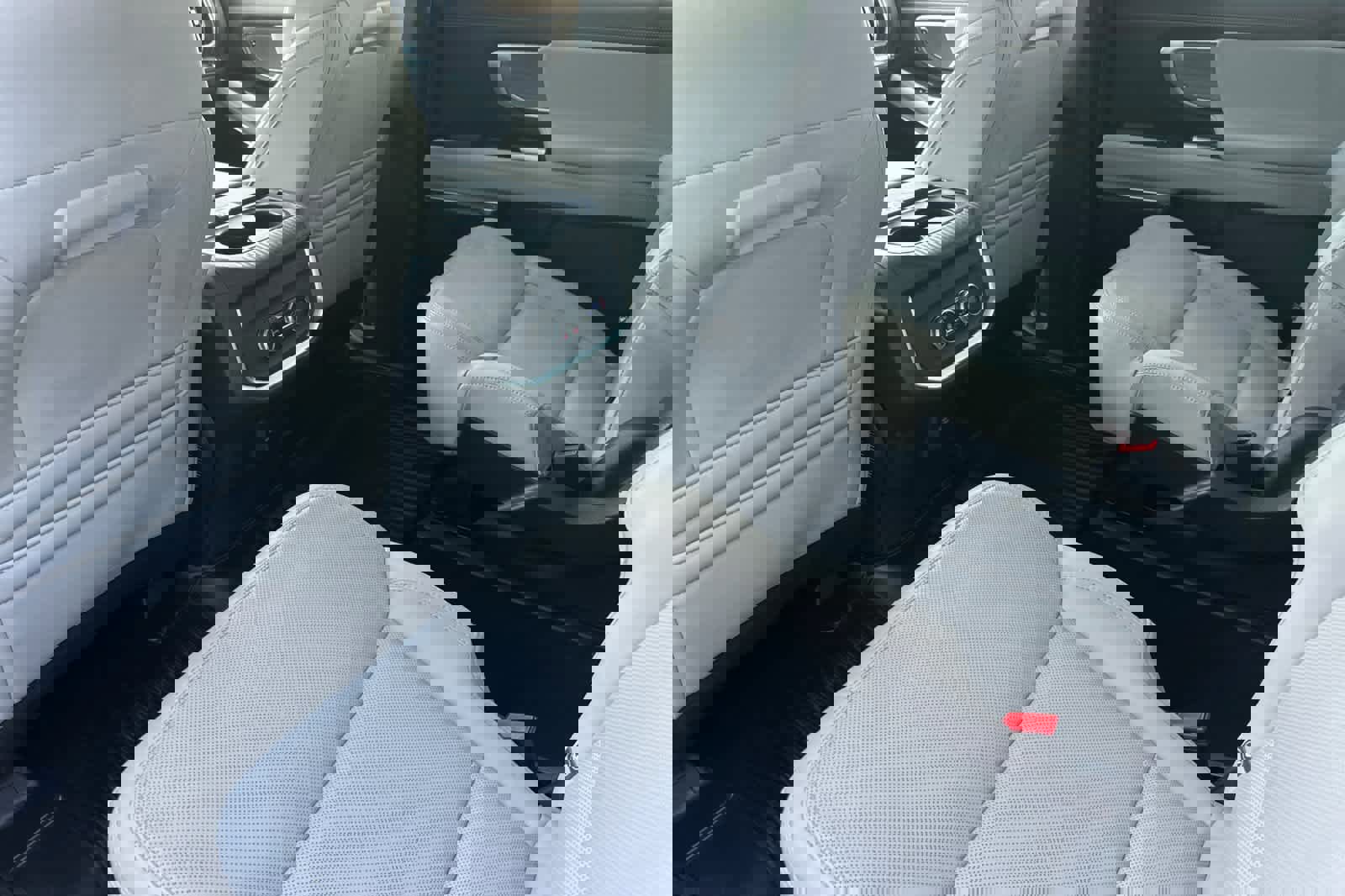 Certified 2025 Ford Expedition Platinum image 10