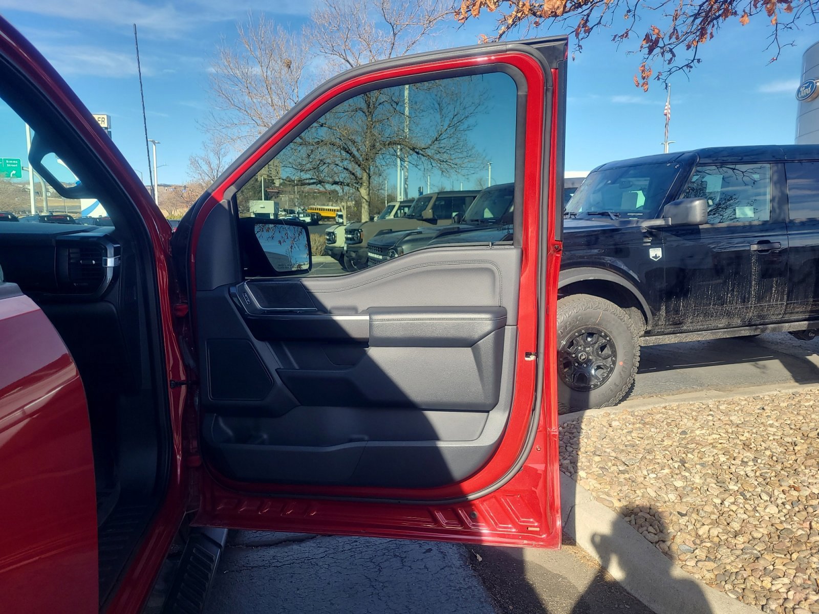 Certified 2021 Ford F150 XLT w/ Equipment Group 302A High image 16