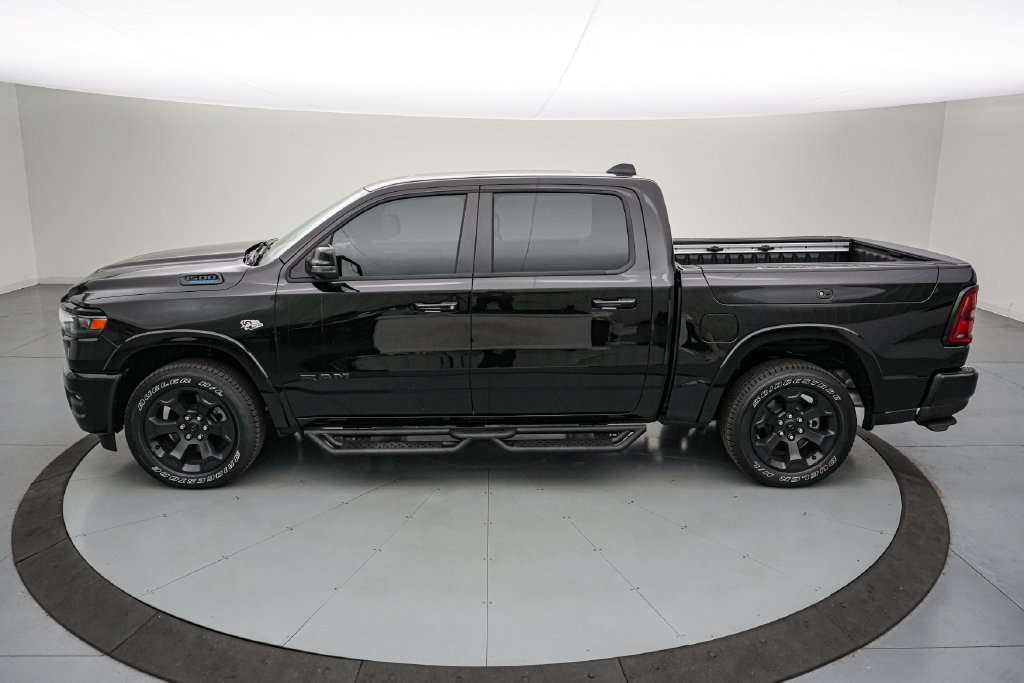 Used 2026 RAM 1500 Big Horn AWD/4WD image 8